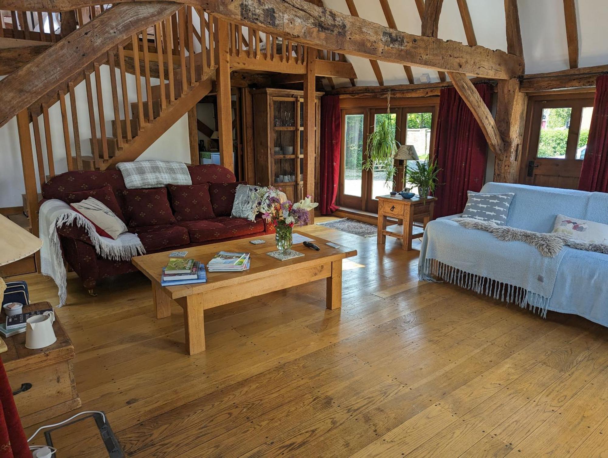 Cosy Listed Barn In Peaceful Country Village Granborough Bagian luar foto